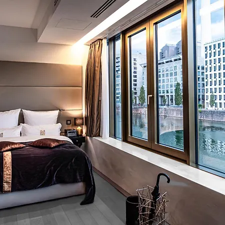 Main 5* Φραγκφούρτη