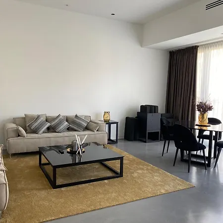 Main 5* Francfort-sur-le-Main