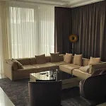 فندق Main 5*