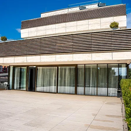 Otel Main 5*