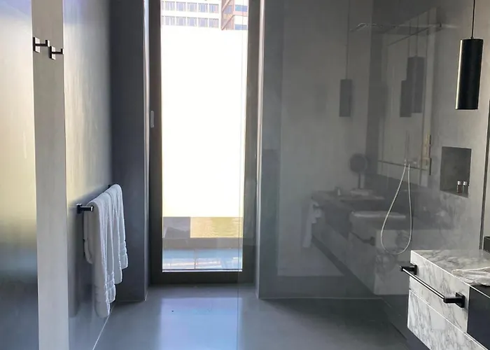 Otel Main