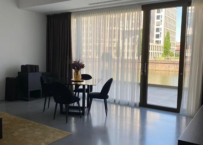 Main Otel 5*