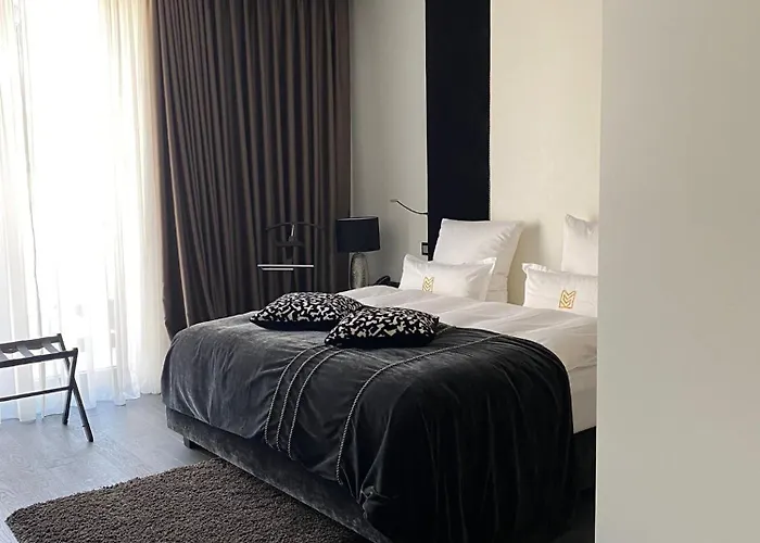 Otel Main