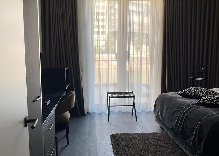 Otel Main