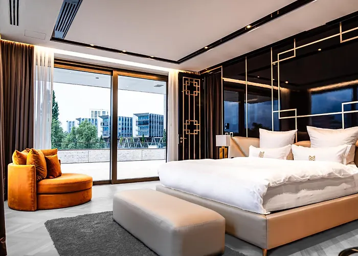 Otel Main