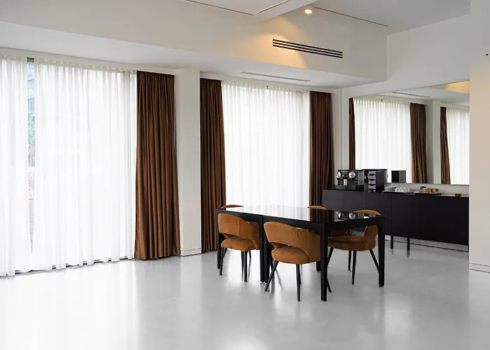 Main Otel
