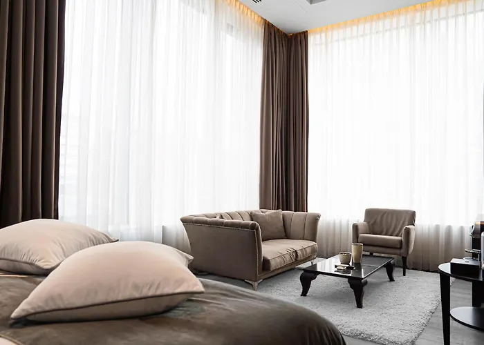 Main Otel