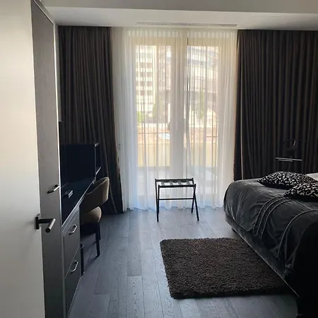 Hotel Main