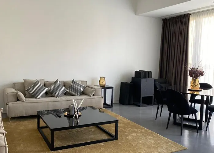 Main 5* Frankfurt nad Mohanem