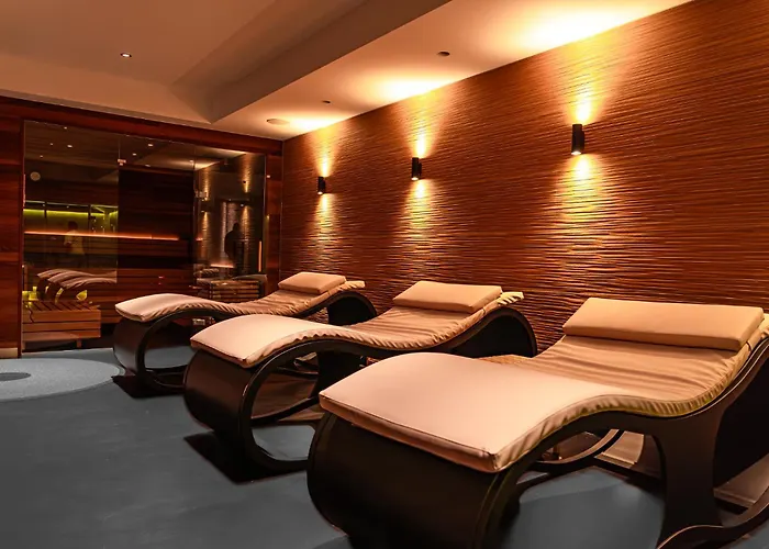 Main 5* Frankfurt nad Mohanem